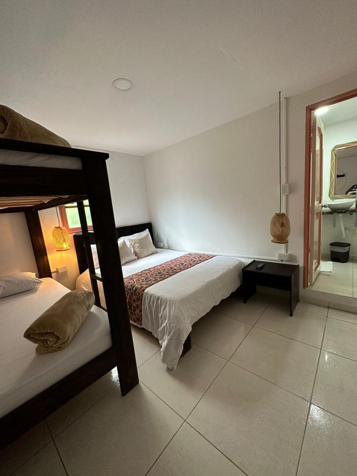 Mahalo Hostel Salento Bagian luar foto