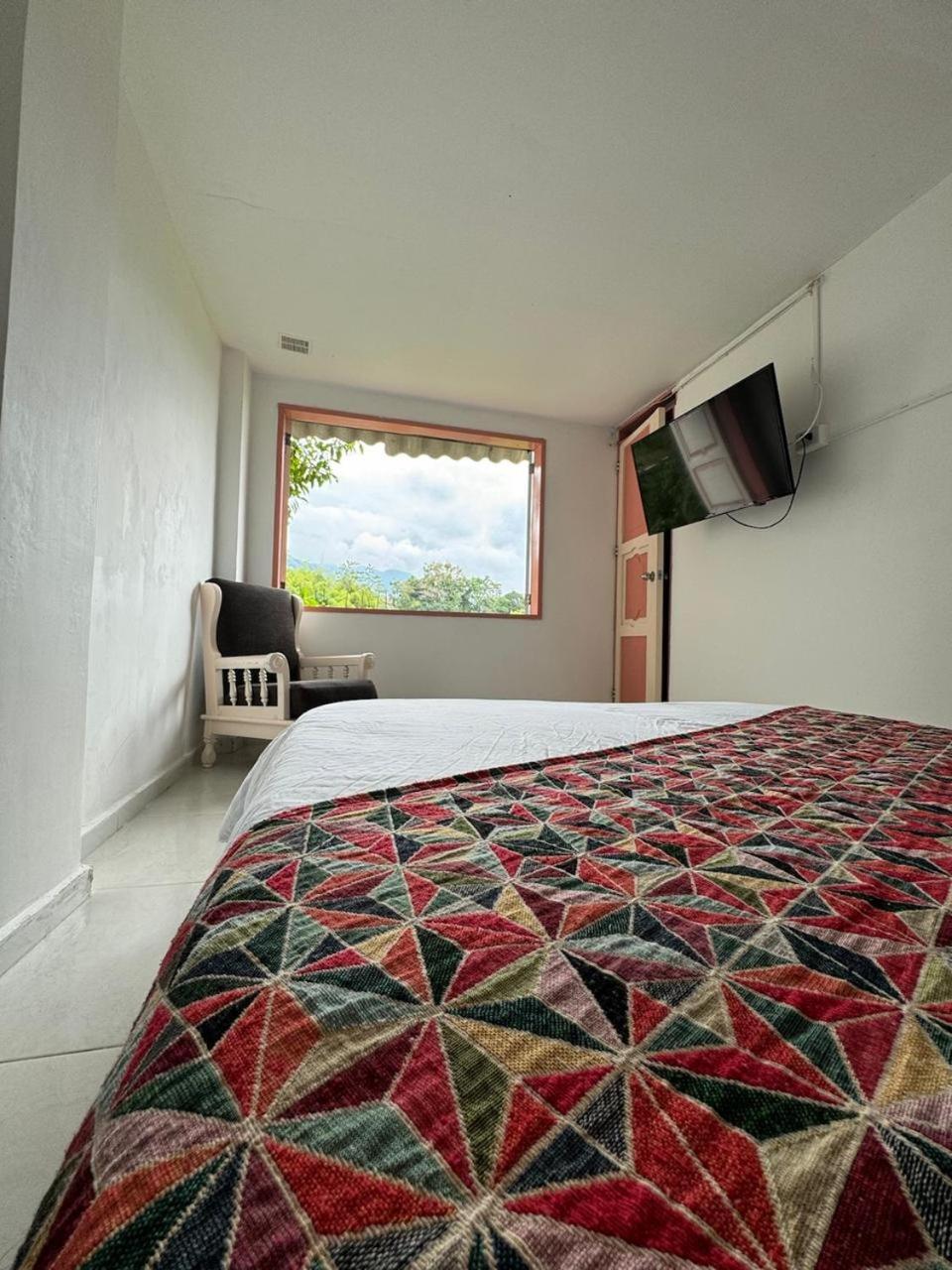 Mahalo Hostel Salento Bagian luar foto